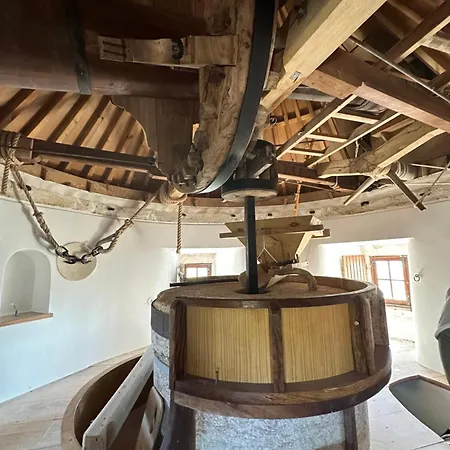 Moinho Do Duque * Runa